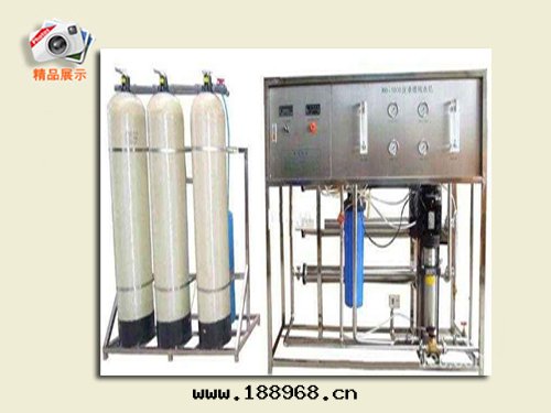 大(dà)型淨水(shuǐ)设備